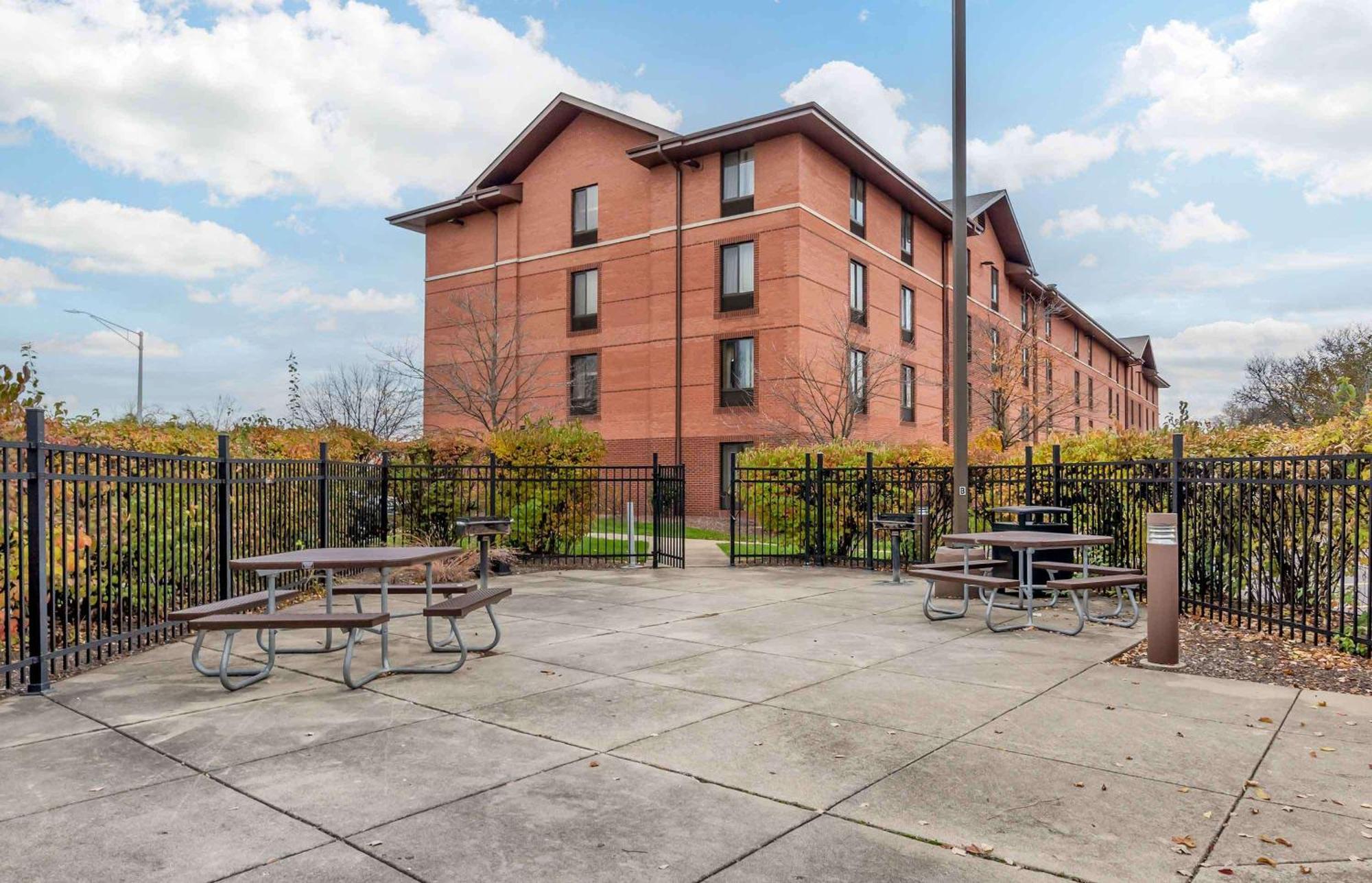 Extended Stay America Suites - Chicago - Lombard - Yorktown Center Exterior foto